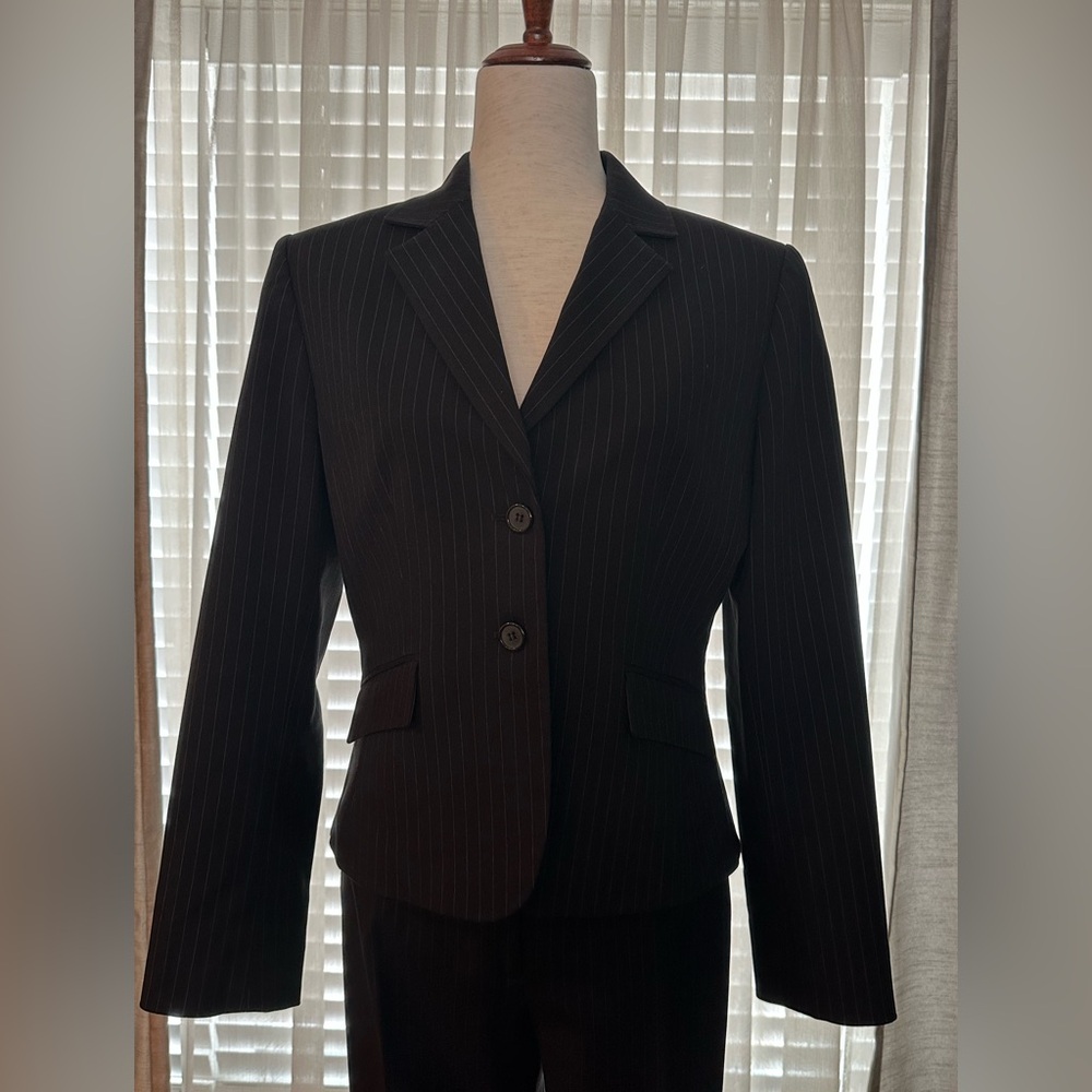 Tahari Black Pinstripe 2pc Suit Separate